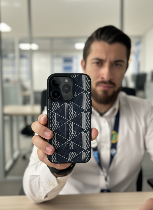 Excelente relación calidad-precio. El Case se ve increíble y protege mi iPhone de verdad.