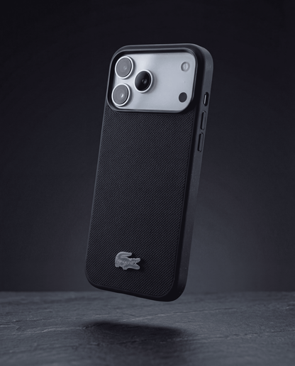 Case Lacoste Iconic Petit Piqué Negro para iPhone 17 Pro Max – Funda Rígida MagSafe con Logo Lacoste Lacado