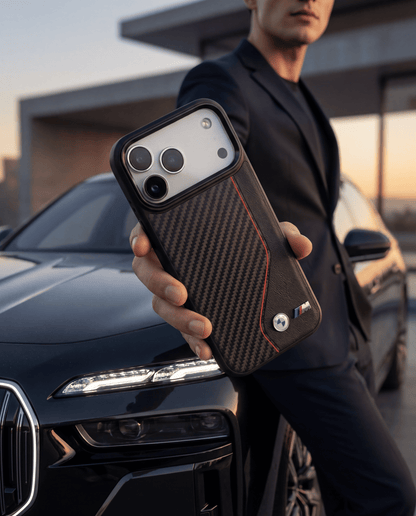 Funda BMW M Series MagSafe Roja con Textura de Fibra de Carbono para iPhone 17 Pro Max | Case Original de Lujo