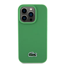 Cargar imagen en el visor de la galería, Case Lacoste Logo Bordado con Magsafe iPhone 15 Pro