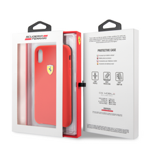 Cargar imagen en el visor de la galería, Funda Case Silicon Roja Ferrari iPhone X/xs - ForwardContigo
